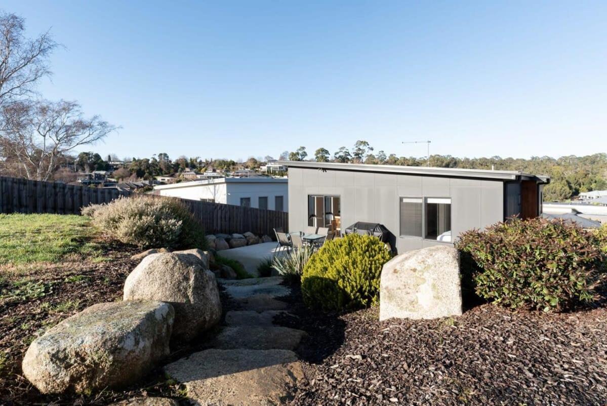 Modern & Convenient In Newstead Villa Launceston Exterior foto